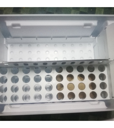 Контейнер лабораторний ул-01 зі штативами